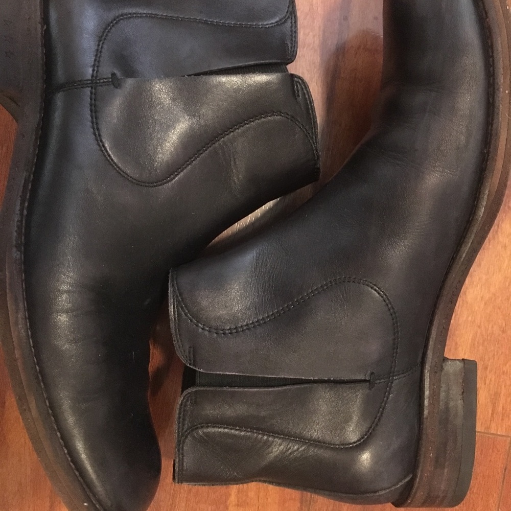 John Varvatos Black Leather Chelsea Boots 9